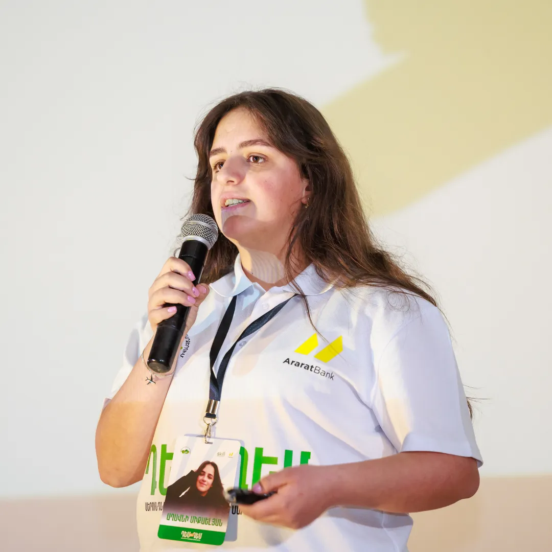 Աղավնի Միքայելյան